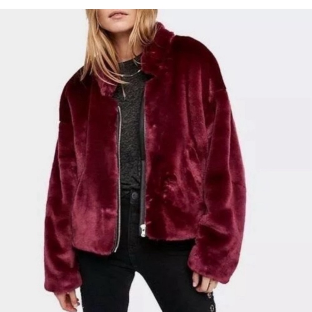 Free People faux fur jacket S lined Dolman sleeves raspberry color